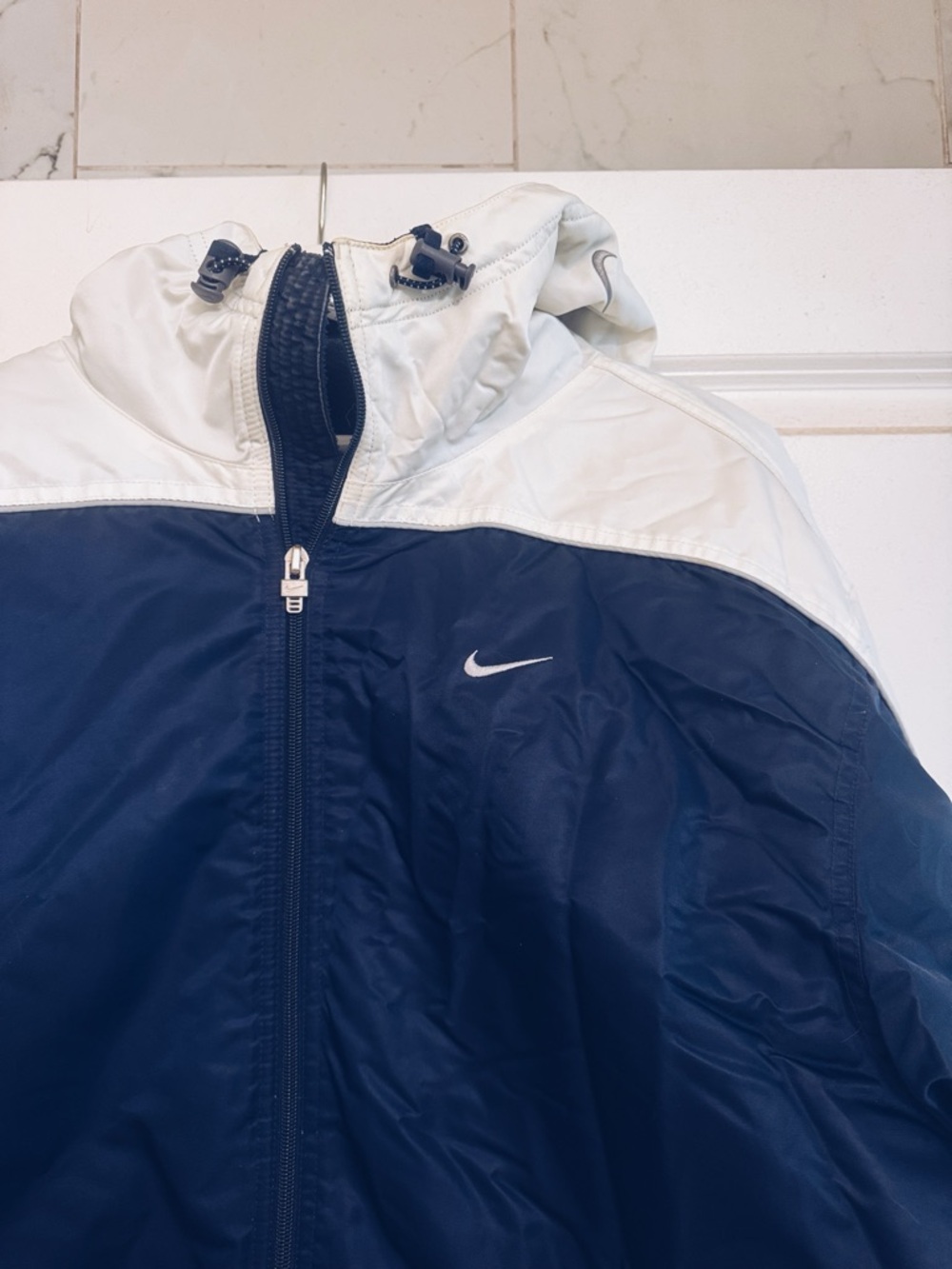 Nike White/Navy Hooded Windbreaker Jacket